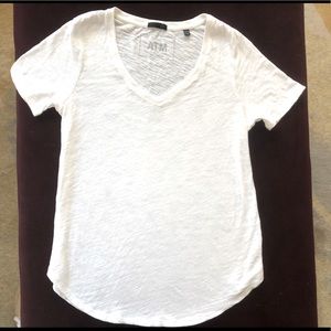 ATM lightweight White V neck Tshirt Women’s M